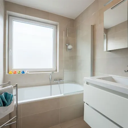 Heritage With Parking By Interhome *